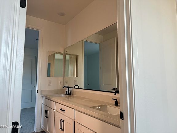 5th image of 5523 W THURMAN Drive