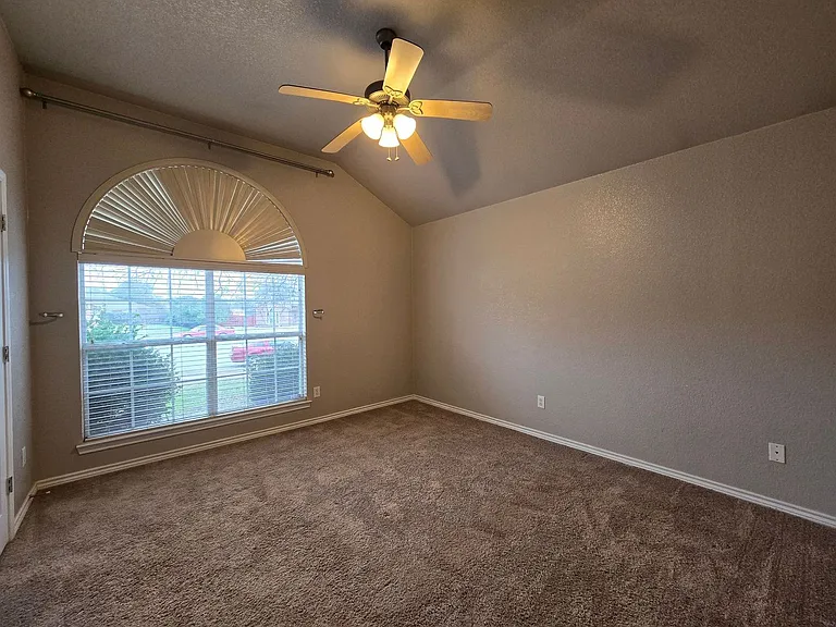5609 Hunters Ridge Trl — Photo 24