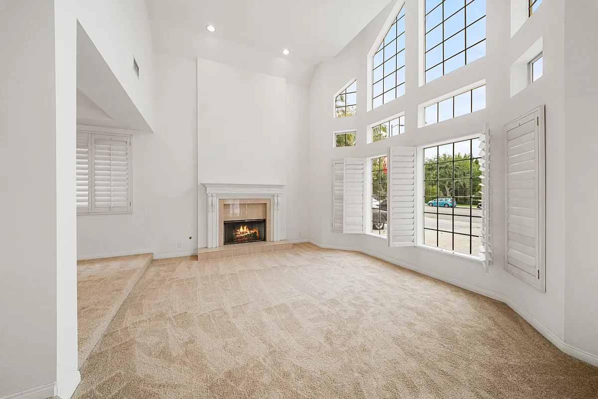 4 bed, 2894 sqft, $8,495 — Photo 4