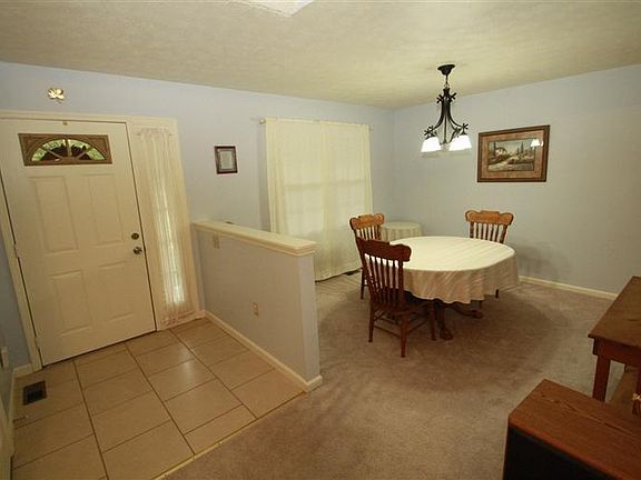 2nd image of 28644 Dunevant Dr