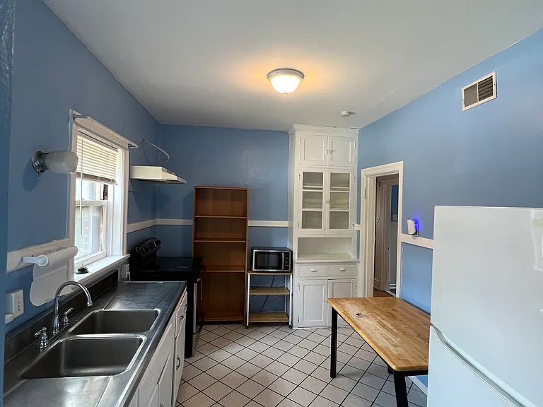 7100 Forsyth Blvd #B — Photo 6