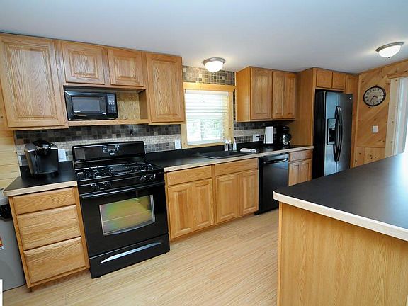 3rd image of 21202 Northcrest Dr