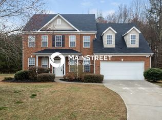 860 Fellowship Rd, Fairburn, GA 30213