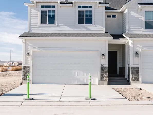 717 N Hilltop Dr, Lehi, UT 84043
