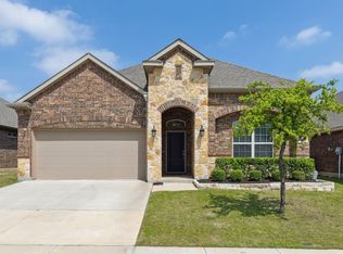11009 Blaze St, Aubrey, TX 76227