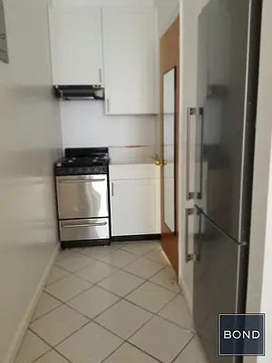 Rented by Bond New York | media 5