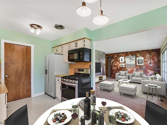 4th image of 279 Kempton Dr