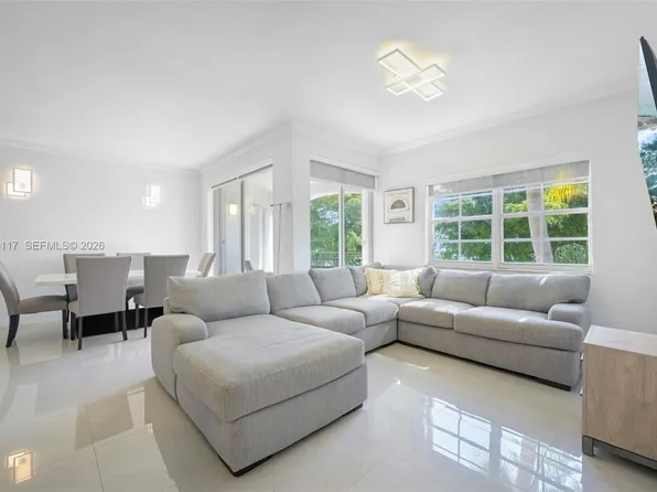 3255 NE 184th St, Aventura, FL