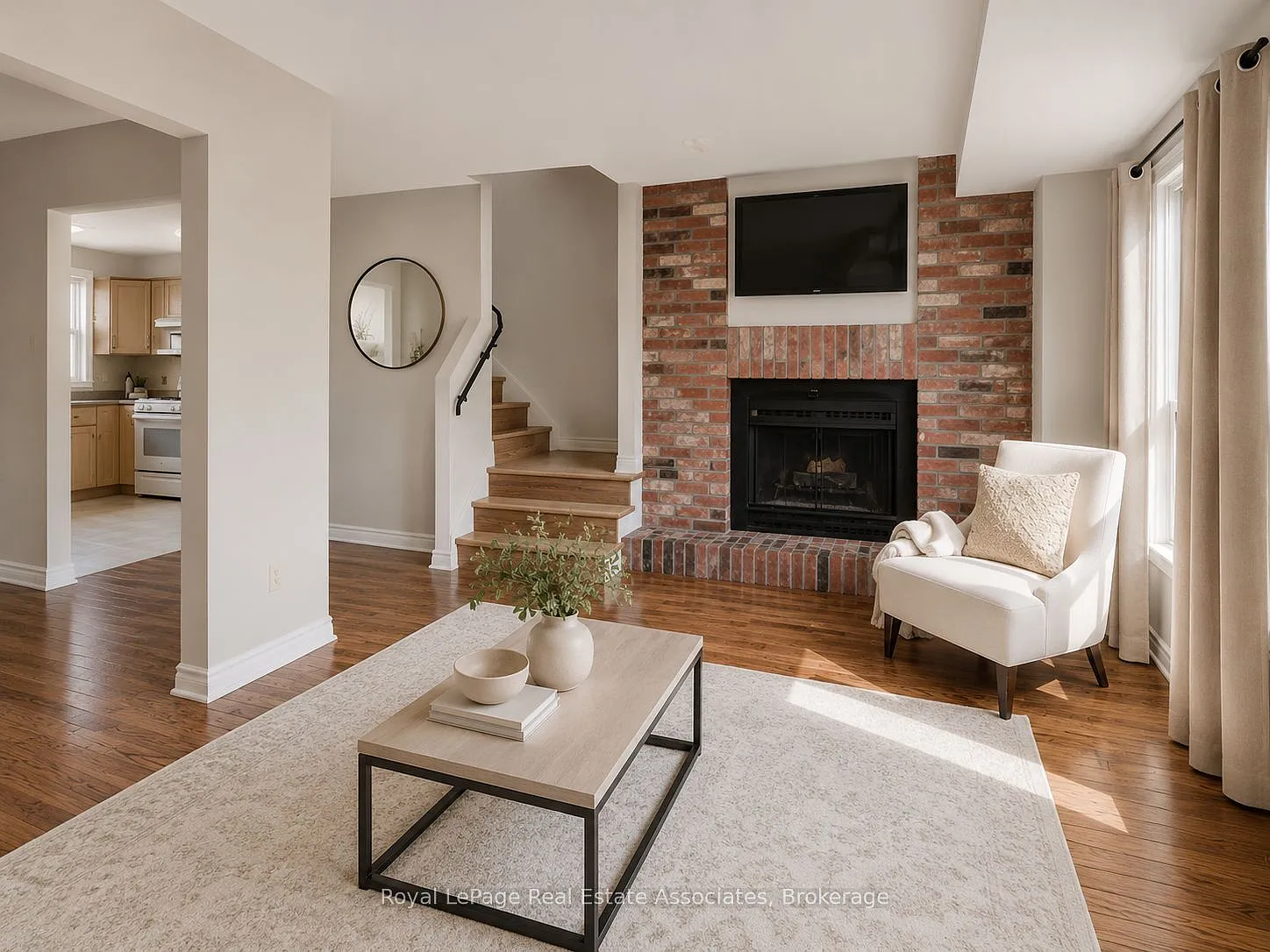 3 bed, $3,200 — Photo 3