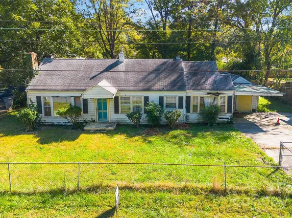 1211 Gaston St, Charlotte, NC 28208