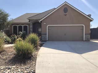 10313 Hillgate Ave, Bakersfield, CA 93311
