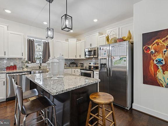 5th image of 12407 Sickles Ln
