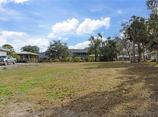 5787 S Kingdom Ter, Homosassa, FL 34448