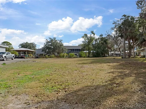 5787 S Kingdom Ter, Homosassa, FL 34448