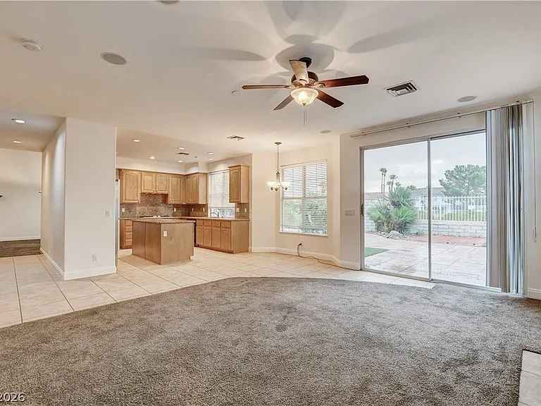 136 Ultra Dr — Photo 5