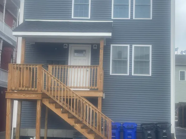 42 Ledge St #1, Providence, RI 02904