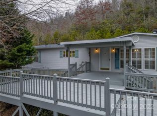 126 Short Creek Cir, Sylva, NC 28779