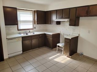 3327 E Morris Ave, Cudahy, WI 53110