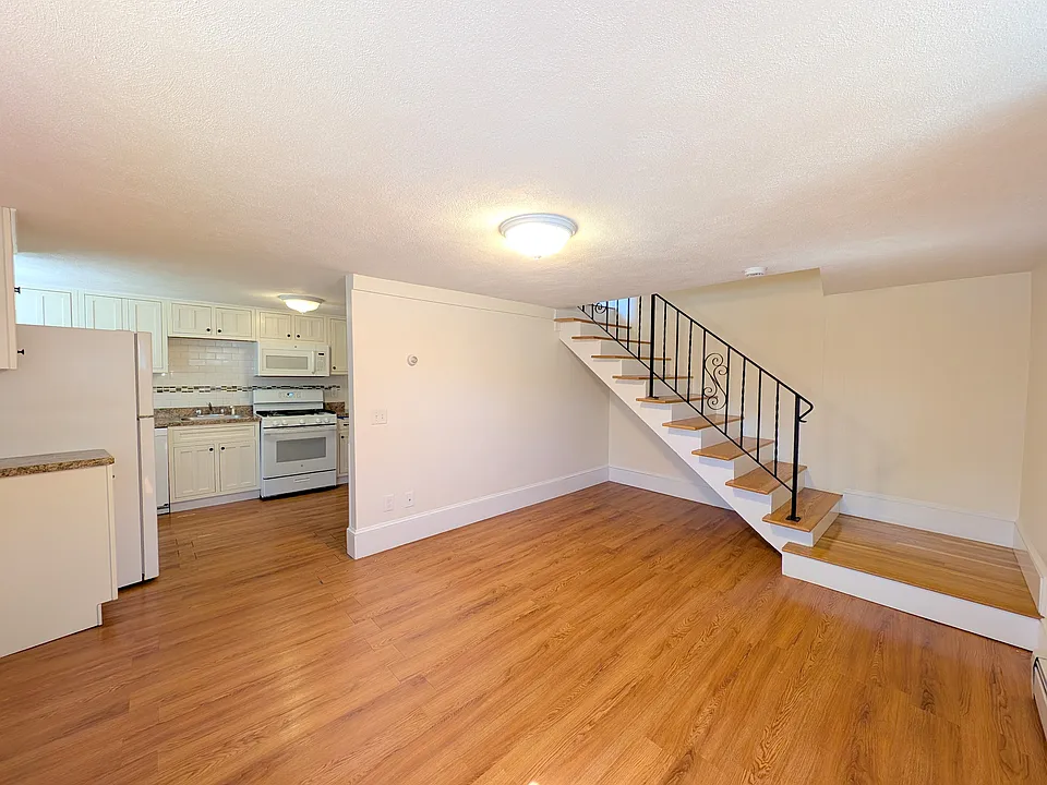 2 Central St #1