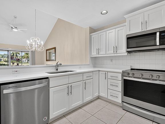 3rd image of 6130 SE Georgetown Place