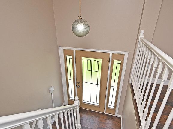 5th image of 10053 Sturgeon Ln