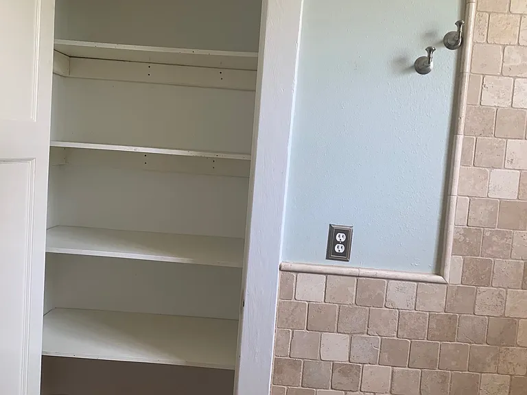 2134 S Salcedo St — Photo 20