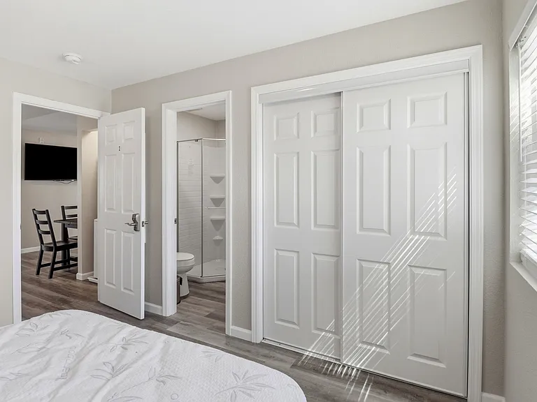 160 Harrison Ave #E1 — Photo 22