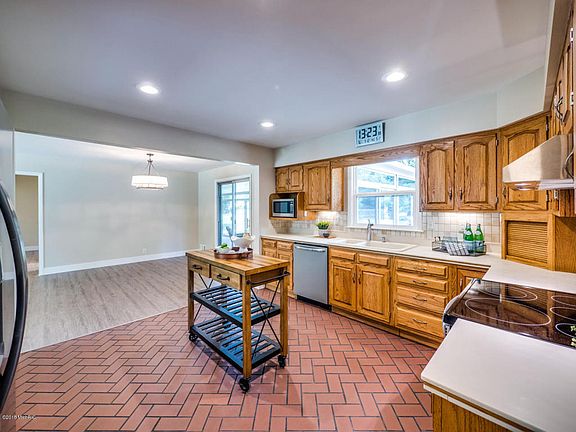5th image of 2713 Hill An Brook Dr