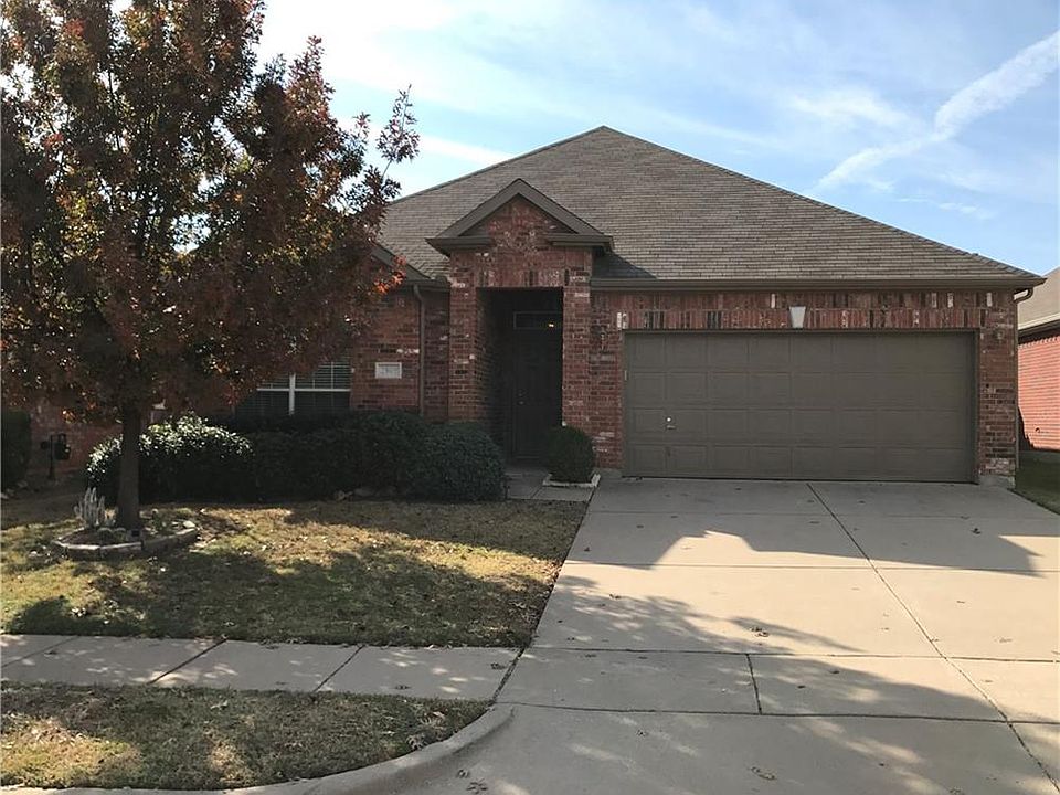 1st image of 2808 Thorncreek Ln