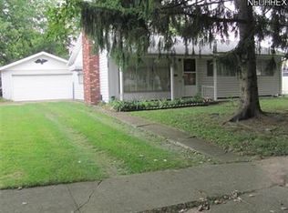 708 Stanford Ave, Elyria, OH 44035