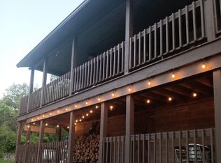 959 Pinewood Ln, Mountain View, AR 72560