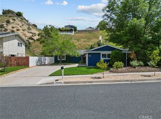 26450 Ridge Vale Dr, Santa Clarita, CA 91321