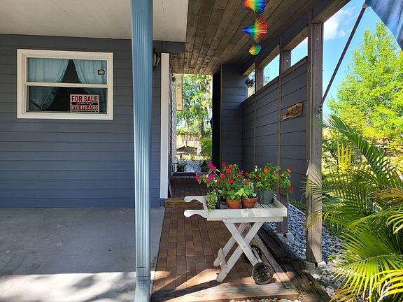 5th image of 10917 Whispering Oaks Cir