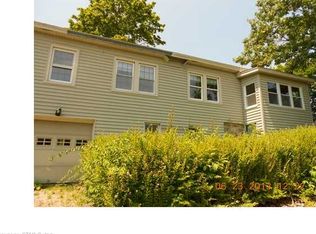 28 Regina St, Norwich, CT 06360