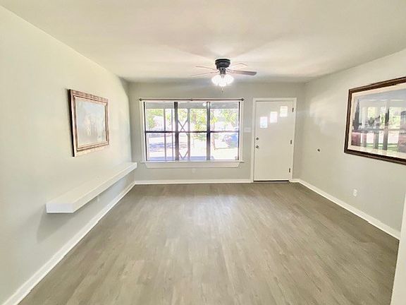 5th image of 2617 San Antonio St