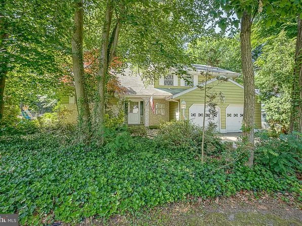 616 Chestnut Ave, Woodbury Heights, NJ 08097