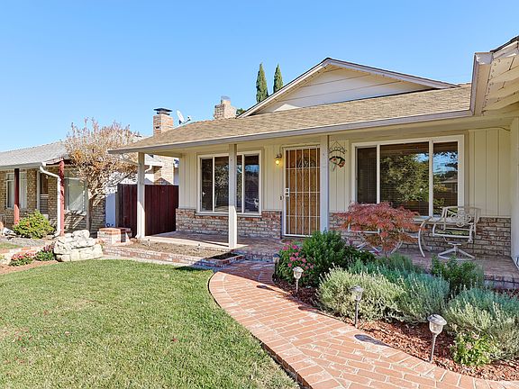 2nd image of 180 Matadero Dr