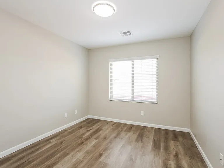7215 Mulberry Forest St — Photo 14