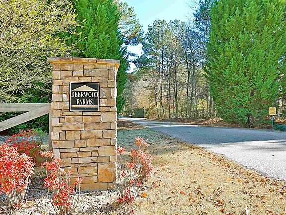 Front of Private Drive 