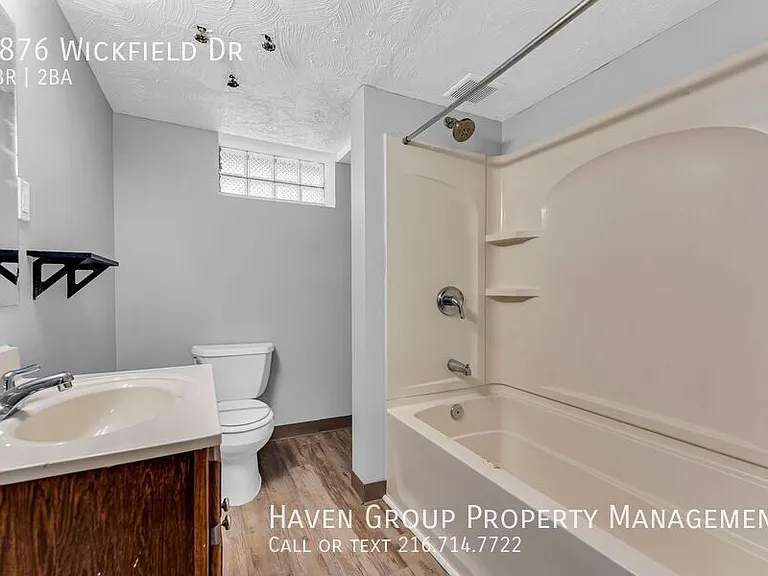 5876 Wickfield Dr — Photo 23
