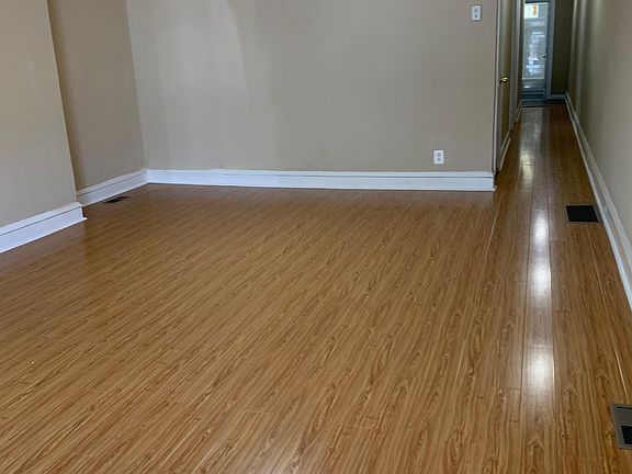 2nd image of 6000 Greenway Ave #A