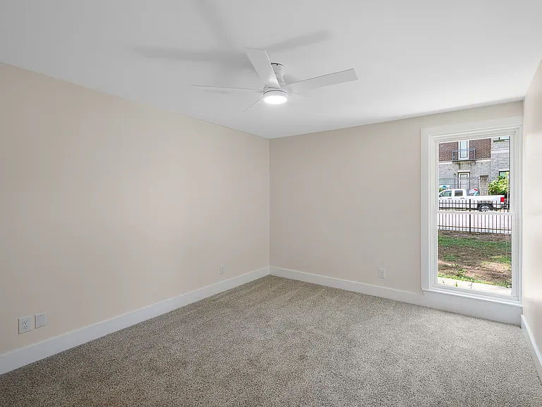 Acklen Apartments — Photo 22