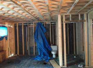 8 Summer St, Sandown, NH 03873