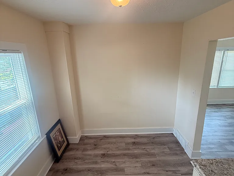 209 Highland Ave — Photo 23