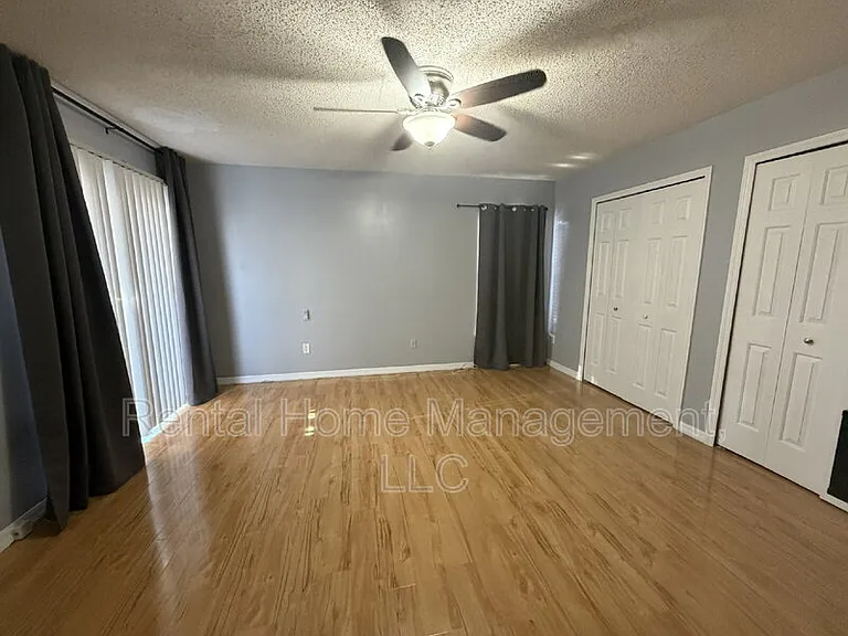772 Olympic Cir #H2 — Photo 6