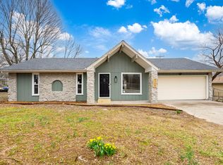 3204 W Cynthia St, Springfield, MO 65810