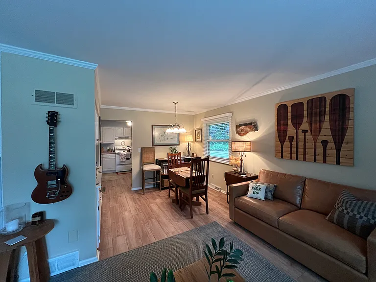 Living Room/Dining Room