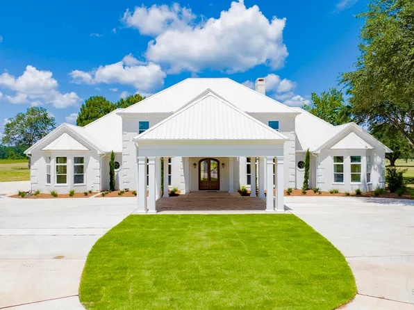 23911 County Road 71, Robertsdale, AL 36567