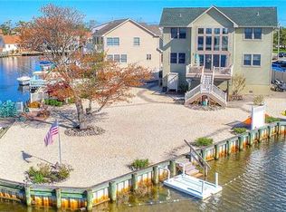 40 Robert Dr, Manahawkin, NJ 08050