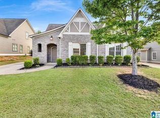 5253 Meadow Ridge Trl, Bessemer, AL 35022